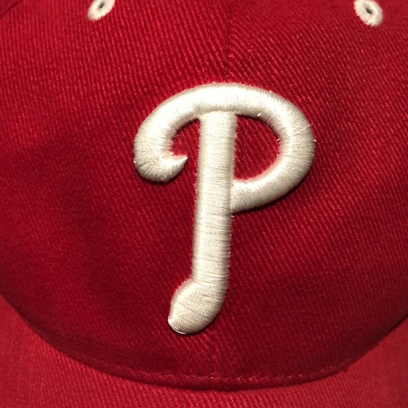Philadelphia Phillies Baseball Hat - Picture 2 of 7